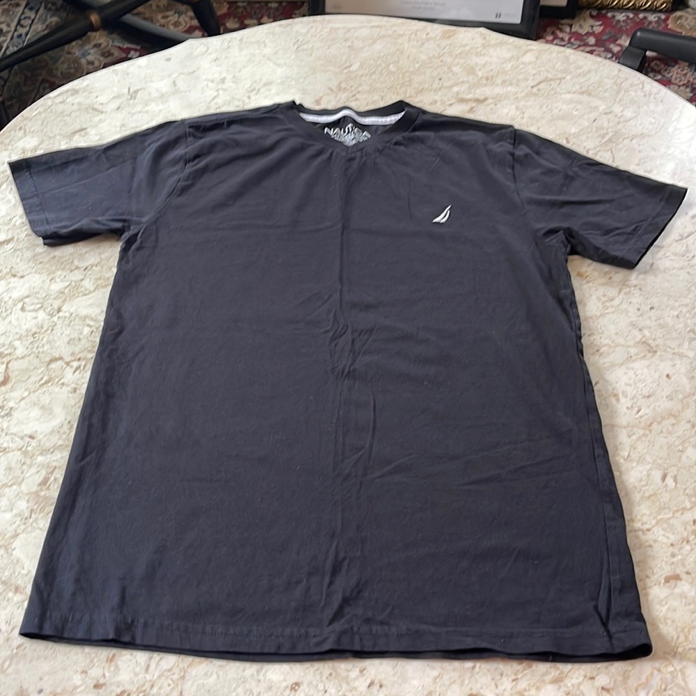 Nautica Boy’s short sleeve v neck t shirt Size xl Black